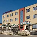 Olympionik Hotel 3*