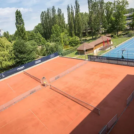 Olympionik 3* Mělník